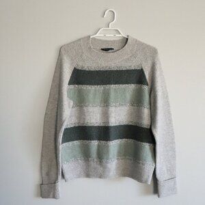 Denver Hayes Women's Sz Lrg Grey Striped Stretch Ribbed Crew Pullover‎ Sweater